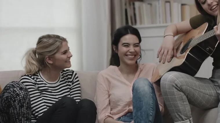 Ev Arkadaşı Arayanlara Pratik Rehber: Uyumlu ve Güvenilir Kişi Nasıl Bulunur?