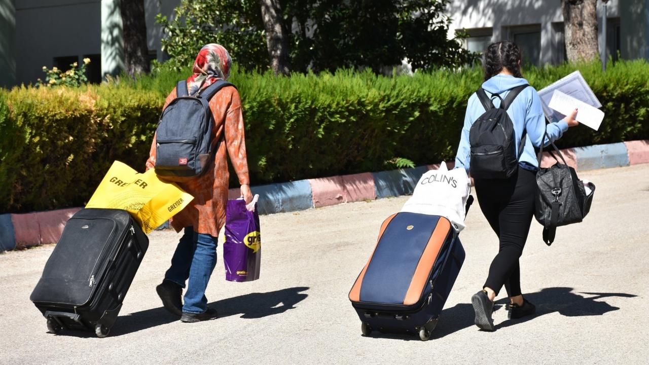 Isparta Öğrencileri Ne Konuda Şikayetçi? En Çok Dile Getirilen Sorunlar