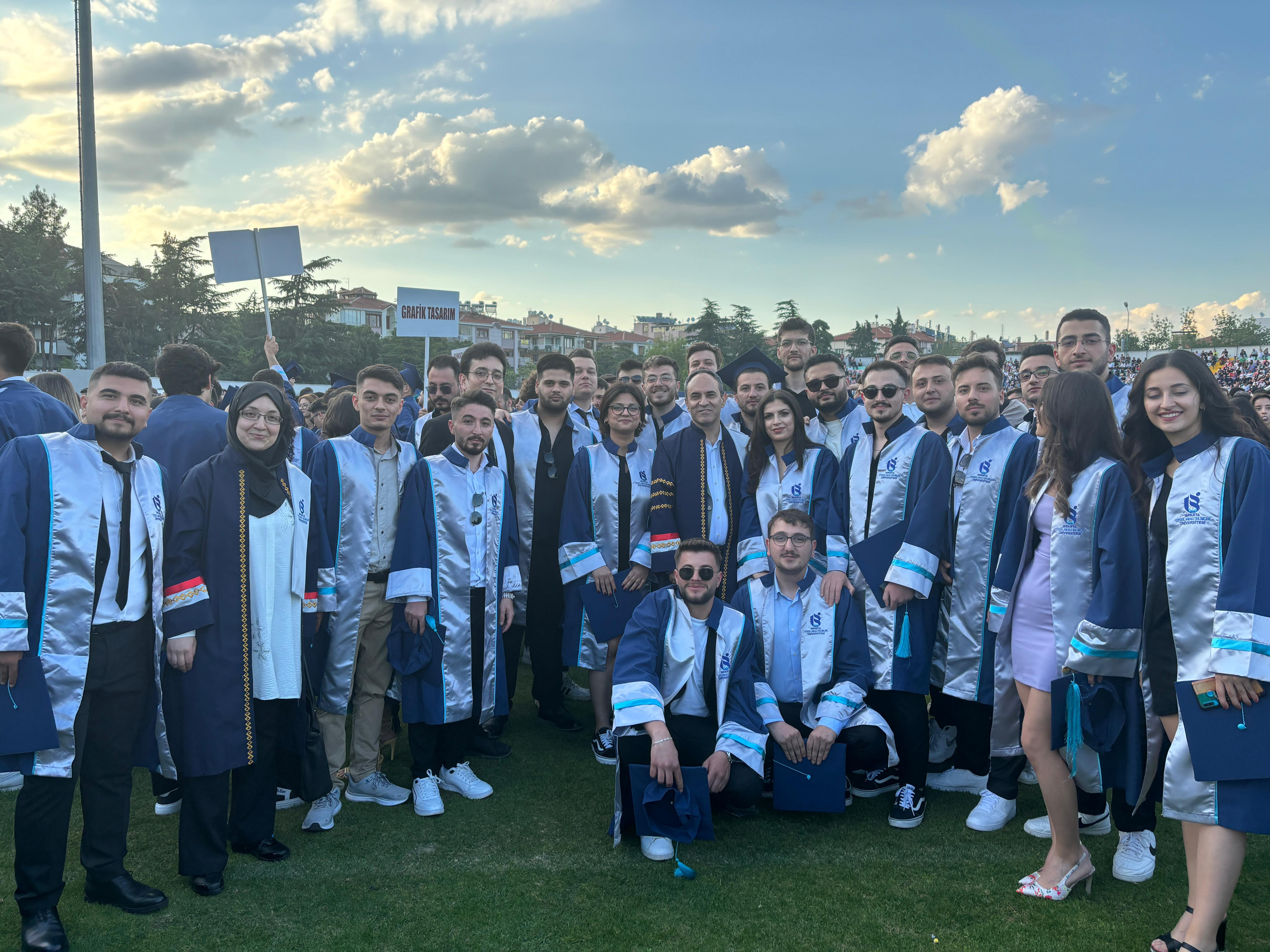 ısparta-uygulamalı-bilimler-üniversitesi-mezuniyet.jpg